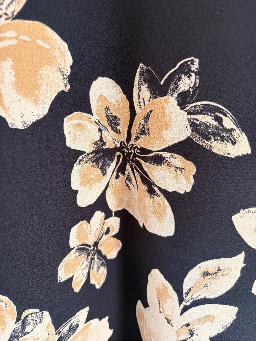 Rafaella Navy Top with Cream Floral Print - Picture 2 of 3